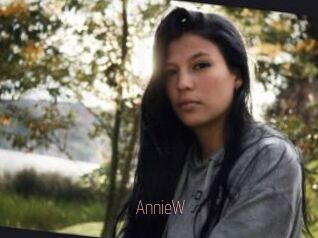 AnnieW
