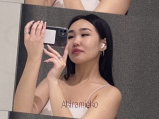 Akiramieko