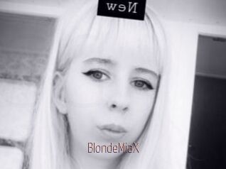 BlondeMiaX