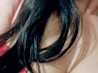 Bonnie_velvet