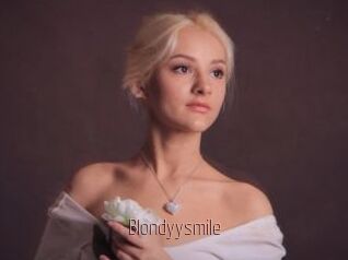 Blondyysmile