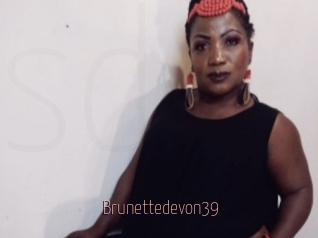 Brunettedevon39
