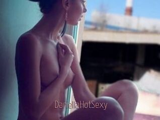 DaniellaHotSexy