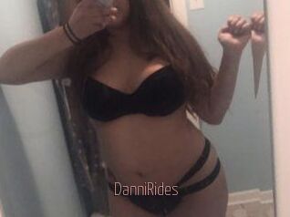 Danni_Rides