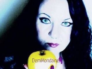 DemiMondaine_