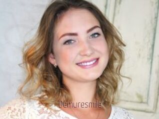Demuresmile