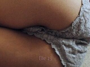 Ellie_19