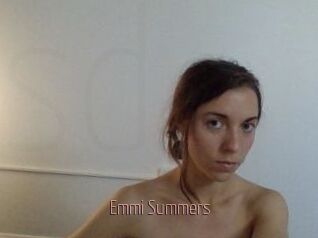 Emmi_Summers