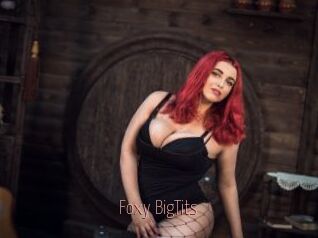 Foxy_BigTits_