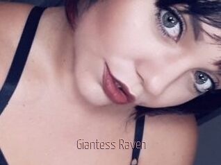 Giantess_Raven