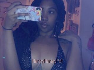 HennyHoneyPot