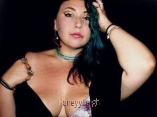 HoneyyLeigh