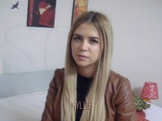 KYLLIE_