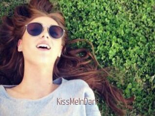 KissMeInDark