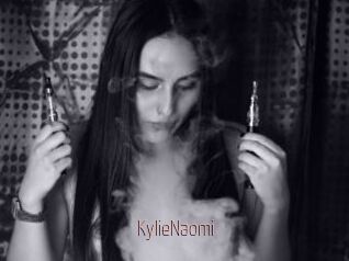 KylieNaomi
