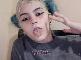 Kylie_Bonny