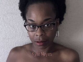 Kylie_Mayes