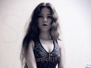 LunaHott18