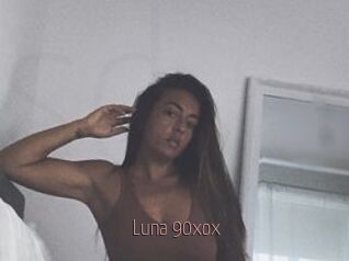 Luna_90xox