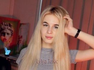Lylya_Toxic