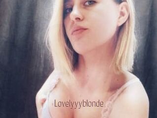 Lovelyyyblonde