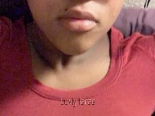 Luvly_larae