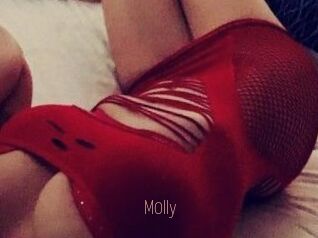 M0lly