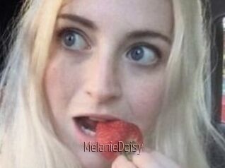 Melanie_Daisy