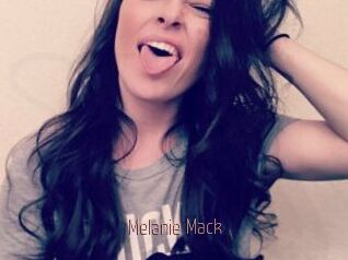 Melanie_Mack