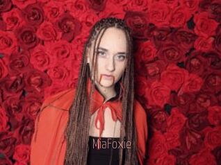 MiaFoxie