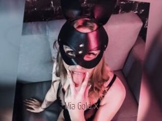 Mia_Gold_x