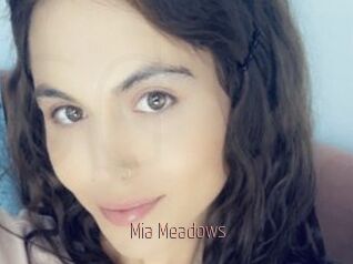 Mia_Meadows