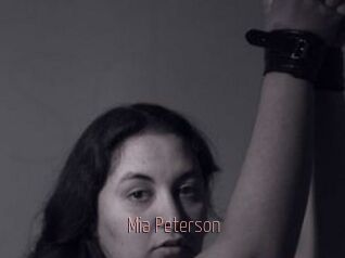 Mia_Peterson