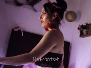 Mia_Robertsvh