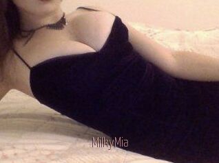 MilkyMia