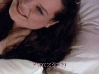 MistressRiley29