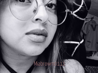 Miabrowm0111