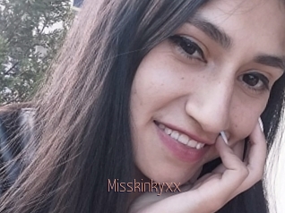 Misskinkyxx