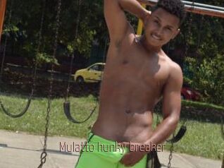 Mulatto_hunky_breaker
