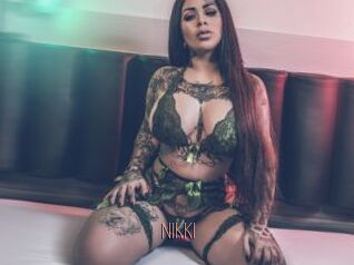NIKKI_SUCK