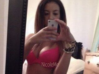NicoleMe