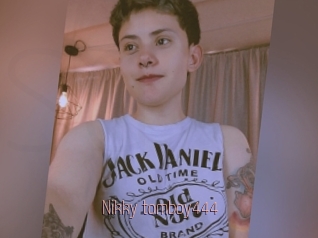 Nikky_tomboy444