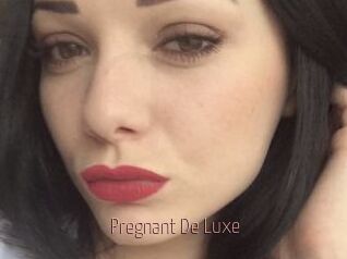 Pregnant_De_Luxe