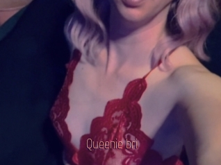 Queenie_bri