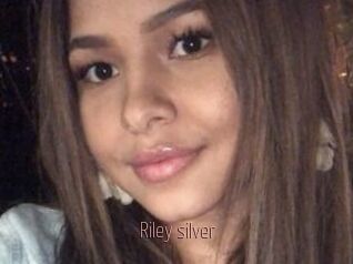 Riley_silver