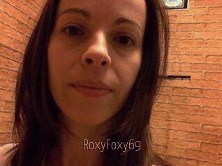 RoxyFoxy_69