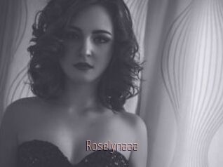 Roselynaaa