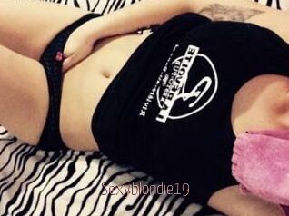 Sexyblondie19