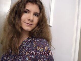 SoCuteNshyMia