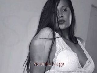 Veronika_Lodge